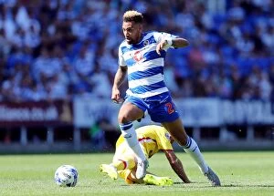 Images Dated 22nd August 2015: Clash of Midfield Titans: Williams vs Potter in the Sky Bet Championship Showdown at Madejski