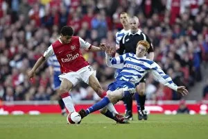 Images Dated 3rd March 2007: Dave Kitson tackles Denilson