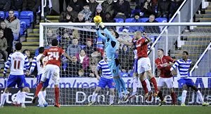 Images Dated 3rd December 2013: A Fierce Showdown in the Sky Bet Championship: Reading FC vs Charlton Athletic (2013-14)