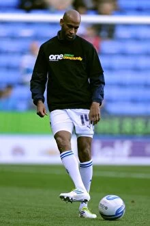Images Dated 22nd October 2011: Focus on Football: Jimmy Kebe's Warm-Up at Reading FC's Madejski Stadium