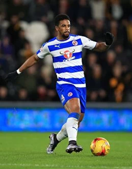 Hull City v Reading Collection: Garath McCleary in Action: Reading FC vs Hull City - Sky Bet Championship