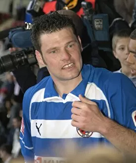 Images Dated 1st April 2006: Graeme Murty faces the cameras
