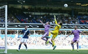 Birmingham City v Reading Collection: Kuszczak Saves: Birmingham City's Goalkeeper Thwarts Quinn's Threat (Birmingham City vs Reading)