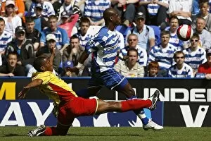 Images Dated 6th May 2007: Leroy Lita evades a tackle from Watfords Cedric Avinel