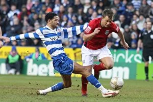 Images Dated 13th February 2010: McAnuff vs. Cox: A Battle for the FA Cup Ball at Madejski Stadium - Reading vs. West Bromwich Albion