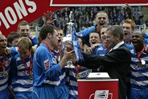 Images Dated 2nd May 2006: Murty Receives the Championship Trophy