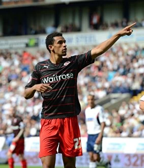 Images Dated 10th August 2013: Nick Blackman Scores Dramatic Penalty for Reading Against Bolton Wanderers in Sky Bet Championship