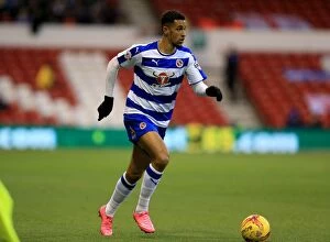Images Dated 28th November 2015: Nick Blackman Scores the Thrilling Winner for Reading Against Nottingham Forest in Sky Bet