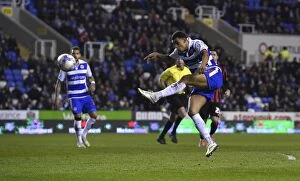Reading v Brighton & Hove Albion Collection: Nick Blackman's Thrilling Shot: Reading vs. Brighton & Hove Albion in Sky Bet Championship at