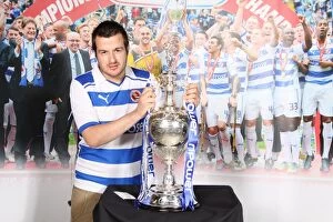 Images Dated 27th May 2012: Reading FC 2012: A Celebration with the Fans - The Fans Trophy Photoshoot