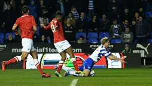 Images Dated 25th March 2014: Reading FC vs Barnsley: A Sky Bet Championship Clash (2013-14 Season)