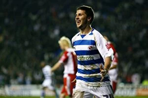 Images Dated 10th March 2009: Reading FC vs Charlton: Clash in the Championship - March 10, 2009