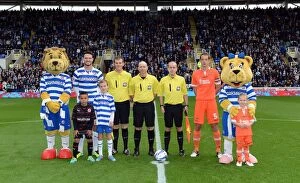 Sky Bet Championship : Reading v Millwall Collection: Reading FC vs. Millwall: A Fierce Battle in the Sky Bet Championship (2013-14)