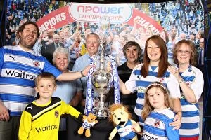 Images Dated 27th May 2012: Reading FC's Championship Victory: Triumphant Reunion with Fans and the Championship Trophy (2012)