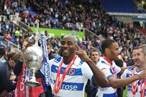 Images Dated 29th April 2012: Reading FC's Promotion Celebration: Jason Roberts and the Npower Championship Trophy