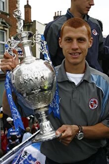 Images Dated 2nd May 2006: Reading Football Club: Unforgettable Triumphs - Celebration Day