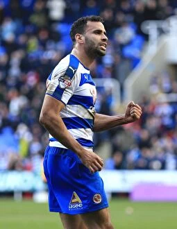 Images Dated 5th March 2016: Reading's Hal Robson-Kanu Scores Brace: Euphoria at Madejski Stadium Against Fulham in Sky Bet