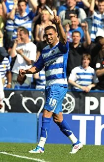 Images Dated 25th April 2011: Reading's Hal Robson-Kanu Scores Brace: Npower Championship Clash Against Sheffield United