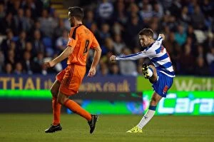 Images Dated 11th September 2015: Reading's Oliver Norwood Nets His Fifth Goal Against Ipswich Town in Sky Bet Championship Match at