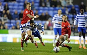 Images Dated 25th March 2014: Sky Bet Championship: Reading FC vs Barnsley Clash (2013-14 Season)