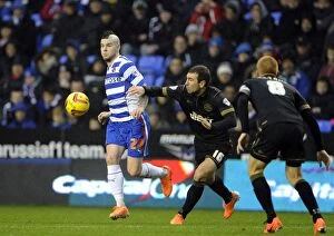 Images Dated 21st December 2013: Sky Bet Championship Showdown: Reading FC vs Wigan Athletic (2013-14)