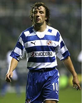 Images Dated 15th October 2006: Stephen Hunt's Contentious Moment: Reading FC vs. Chelsea