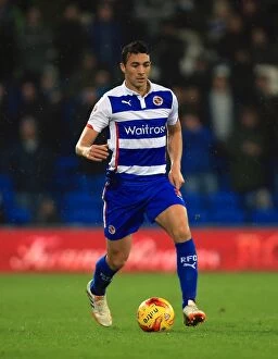 Images Dated 21st November 2014: Stephen Kelly in Action: Cardiff City vs. Reading, Sky Bet Championship