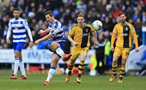 Images Dated 5th March 2016: Yann Kermorgant's Thrilling Goal: Reading FC vs Fulham - Sky Bet Championship